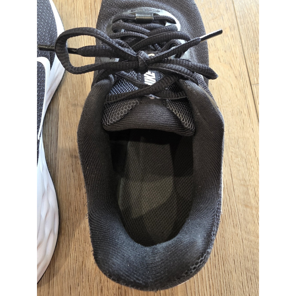 Nike Revolution 6 NN Running Shoes Women’s 8.5 Black White Sneaker DC3729-003 - Picture 9 of 12
